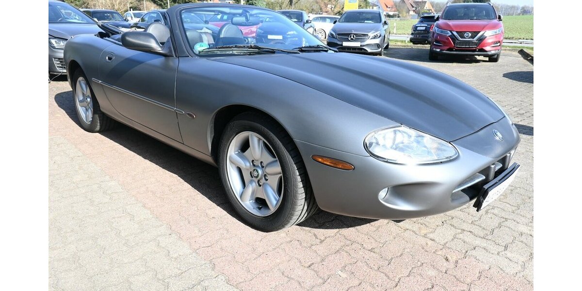 Jaguar XK8 4.0-V8 Convertible *deutsches Auto* 133.000 km 17.900 &euro; Seevetal - Hittfeld 21218