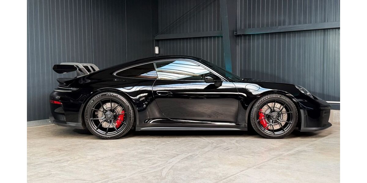 Porsche 992 1.834 km 229.992 &euro; Siek 22962