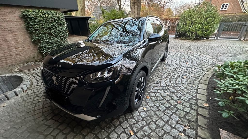 Peugeot 2008 22.500 km 18.999 &euro; Hamburg 21037