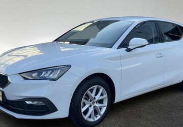 Seat Leon 8.141 km 27.455 &euro; Hamburg 22529