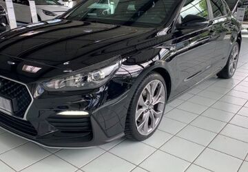 Hyundai i30 59.000 km 15.480 &euro; Hamburg 22525