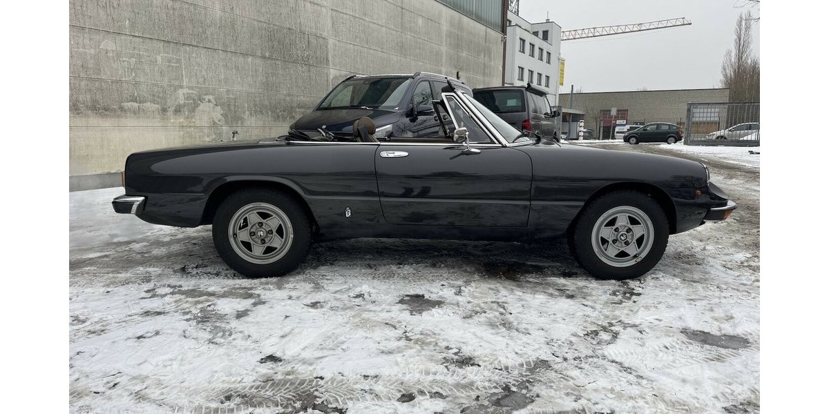 Alfa Romeo Spider 2000 1. Hand, so nicht wieder zu bekommen 85.560 km 24.999 &euro; Hamburg 22339