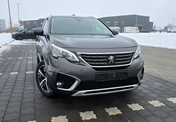 Peugeot 5008 81.000 km 16.990 &euro; Ahrensburg 22926