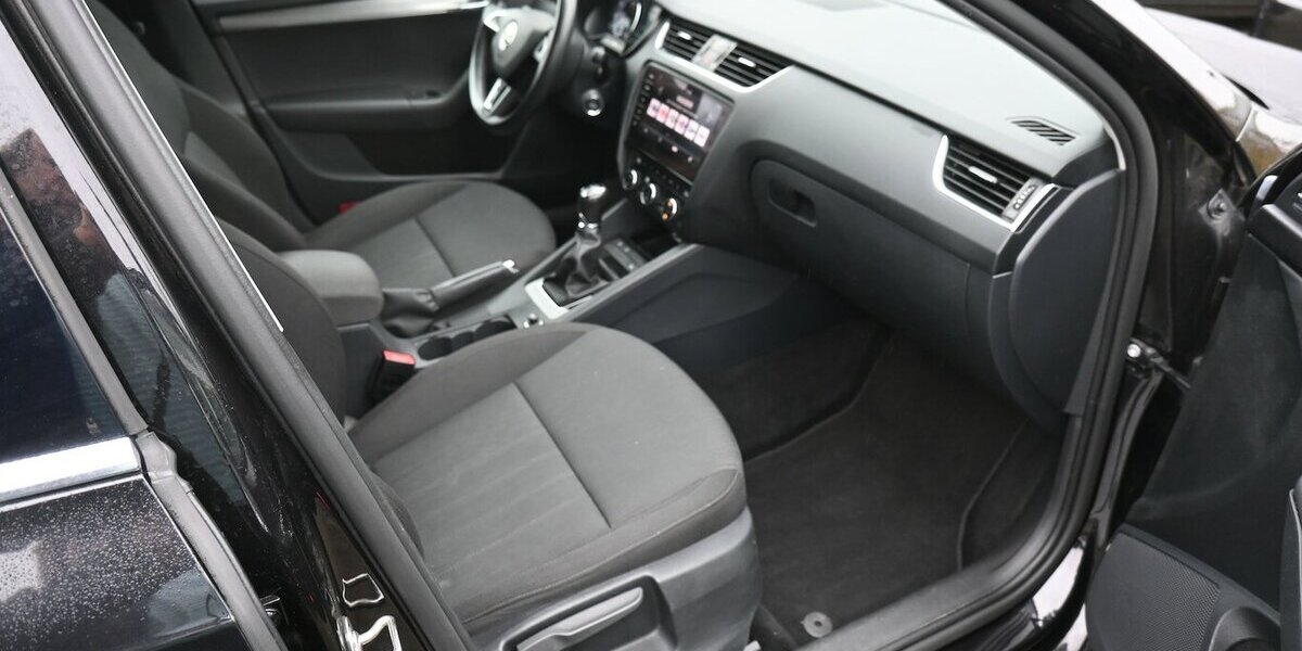 Skoda Octavia 1.5 TSI Combi *Style* Navi LED ACC 17Alu 169.000 km 13.500 &euro; Seevetal - Hittfeld 21218