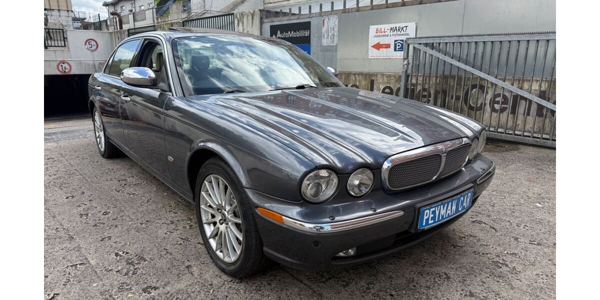 Jaguar XJ 154.000 km 11.900 &euro; Hamburg 22111