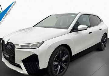 BMW iX 23.151 km 42.222 &euro; Hamburg 21073