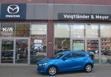 Mazda 2 52.918 km 9.985 &euro; Hamburg 22049