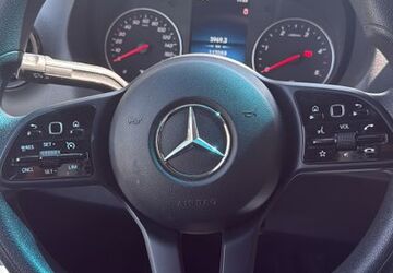 Mercedes-Benz Sprinter 117.000 km 22.950 &euro; Hamburg 22115