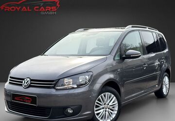 VW Touran 169.844 km 13.990 &euro; Hamburg 22111