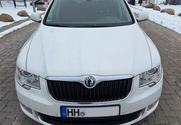 Skoda Superb 184.500 km 6.500 &euro; Hamburg 22149