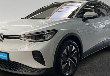 VW ID.4 7.673 km 35.885 &euro; Hamburg 22761