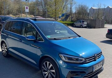 VW Touran 178.500 km 22.180 &euro; Reinbek 21465