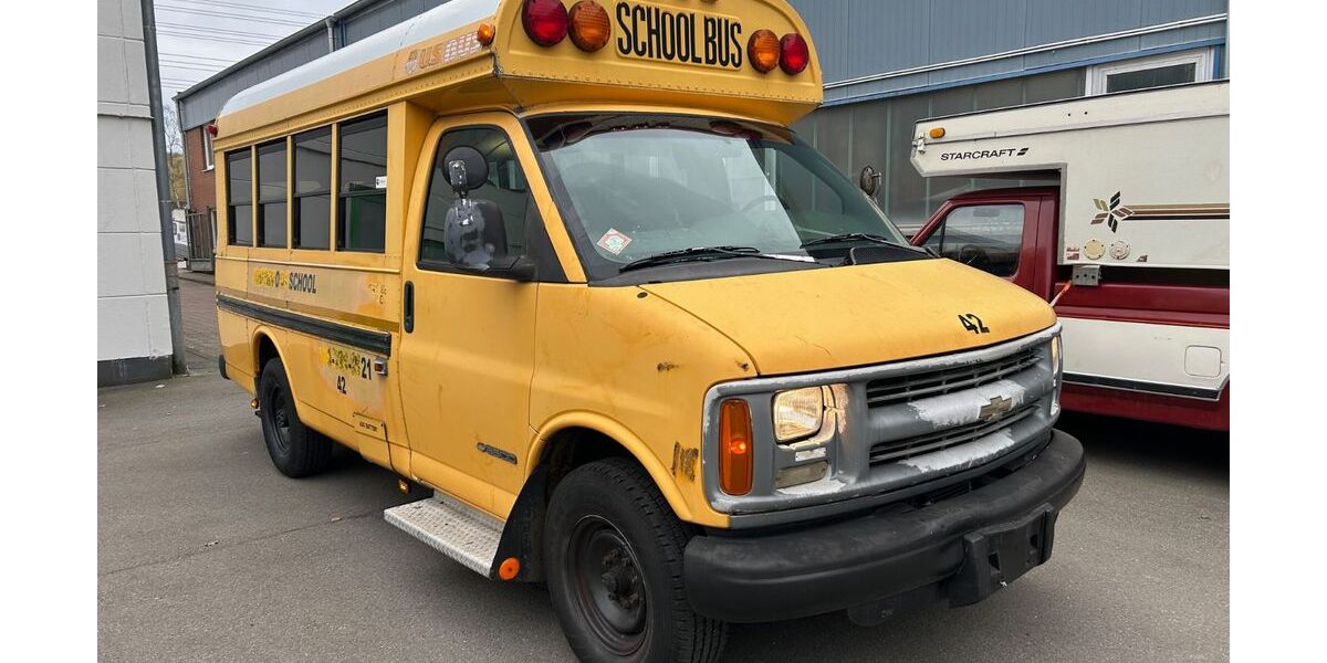 Chevrolet Express 360.000 km 13.500 &euro; Wentorf 21465