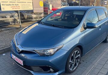 Toyota Auris 205.870 km 9.299 &euro; Winsen (Luhe) 21423