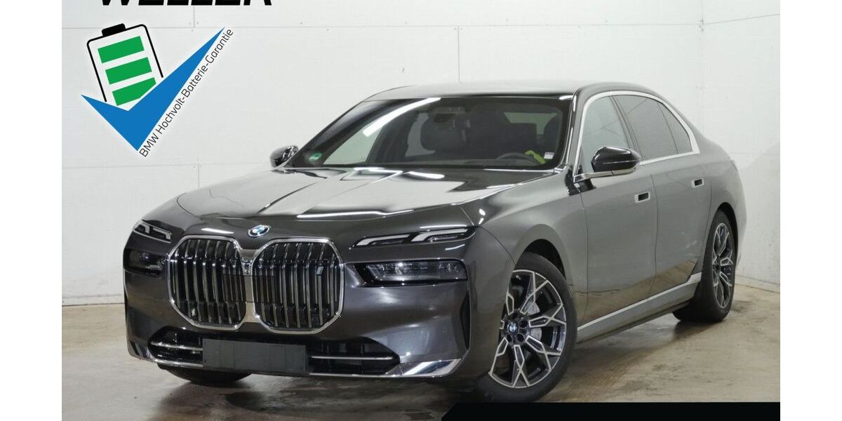 BMW i7 4.205 km 89.950 &euro; Hamburg 21073