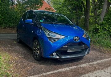 Toyota Aygo (X) 104.000 km 8.600 &euro; Hamburg 22419