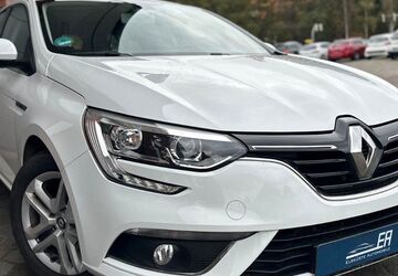 Renault Megane 109.957 km 8.999 &euro; Buchholz i.d.N. 21244