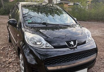 Peugeot 107 111.050 km 2.500 &euro; Hamburg 21147