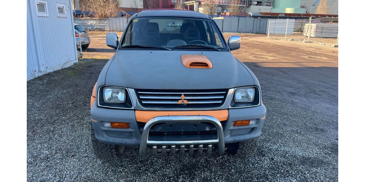 Mitsubishi L200 288.644 km 4.990 &euro; Hamburg 22113