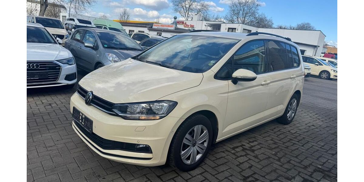 VW Touran 263.000 km 12.500 &euro; Hamburg 20537
