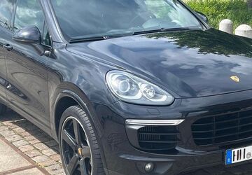 Porsche Cayenne 153.000 km 36.700 &euro; Hamburg 22763