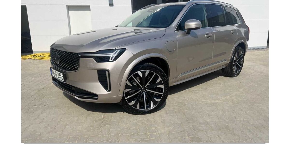 Volvo XC90 19.951 km 73.950 &euro; Hamburg 21079
