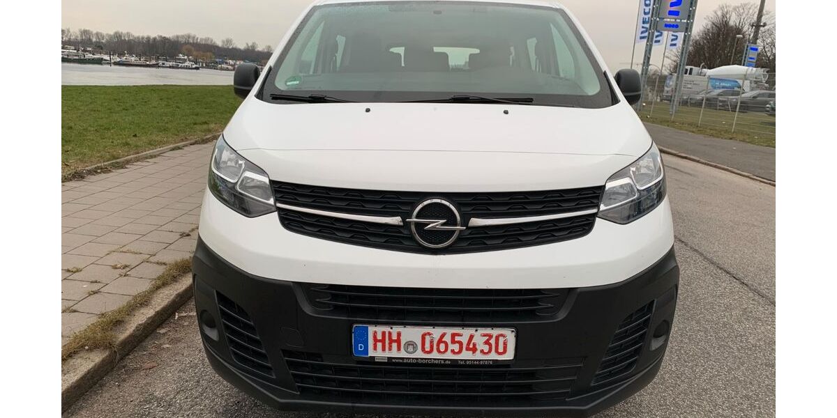 Opel Vivaro 99.900 km 19.190 &euro; Hamburg 20539