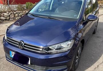 VW Touran 52.500 km 24.900 &euro; Schenefeld 22869