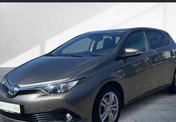 Toyota Auris 129.000 km 12.980 &euro; Neu Wulmstorf 21629