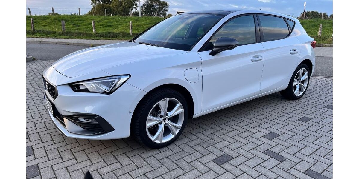 Seat Leon 66.500 km 20.000 &euro; Wedel 22880