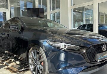Mazda 3 69.986 km 19.950 &euro; Hamburg 22761