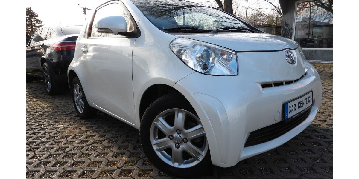 Toyota IQ 100.000 km 4.500 &euro; Hamburg 22043