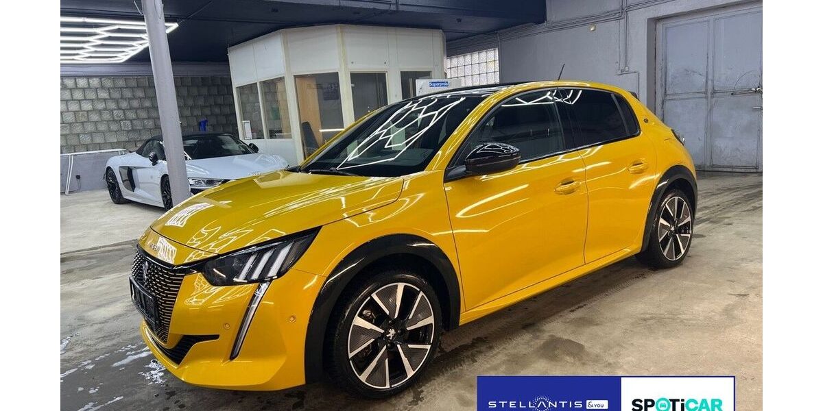 Peugeot 208 24.267 km 18.450 &euro; Hamburg 22457