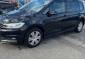 VW Touran 383.500 km 7.900 &euro; Hamburg OT Hamm 20537