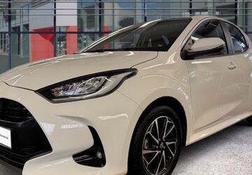 Toyota Yaris 14.474 km 22.485 &euro; Halstenbek 25469