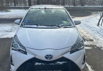 Toyota Yaris 83.000 km 11.900 &euro; Hamburg 22547