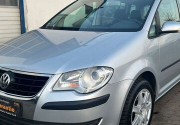 VW Touran 281.000 km 2.990 &euro; Hamburg 20537