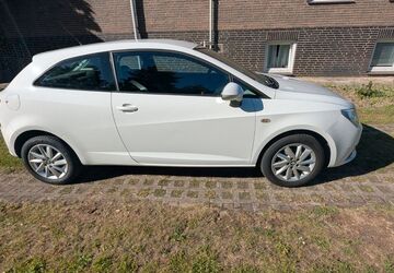 Seat Ibiza 115.354 km 4.900 &euro; Hamburg 21037