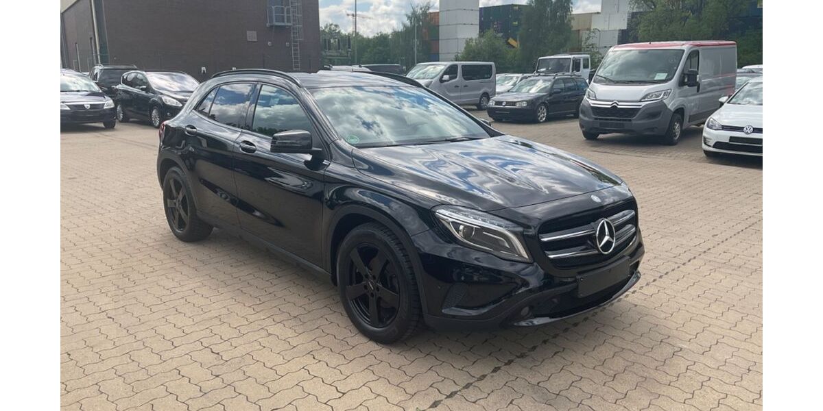 Mercedes-Benz GLA 200 127.000 km 11.999 &euro; Hamburg 21107