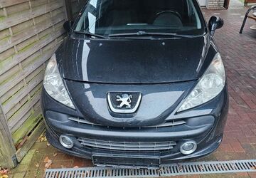 Peugeot 207 140.226 km 3.700 &euro; Klein-nordende 25336