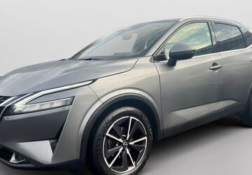 Nissan Qashqai 72.811 km 23.885 &euro; Halstenbek 25469