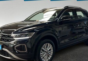 VW T-Roc 9.576 km 23.888 &euro; Hamburg 22761