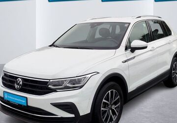 VW Tiguan 52.874 km 28.750 &euro; Hamburg 22111