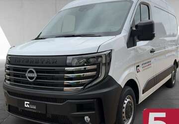 Nissan Interstar 3.333 km 44.444 &euro; Hamburg 20537