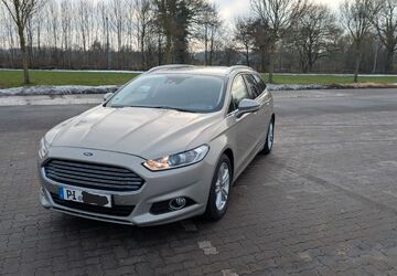 Ford Mondeo 247.500 km 6.750 &euro; Tornesch 25436