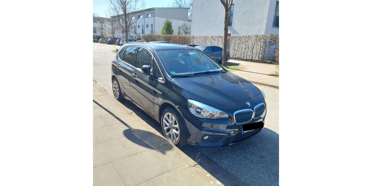 BMW 225 Active Tourer 96.400 km 12.900 &euro; Hamburg 22417