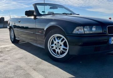 BMW 318 161.000 km 6.400 &euro; Hamburg 21029