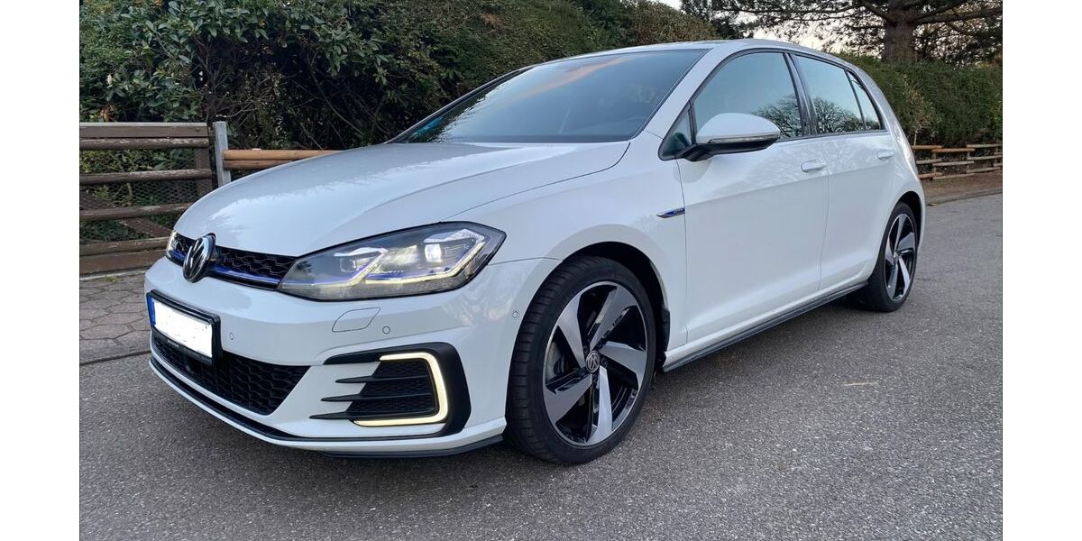 VW Golf 92.000 km 16.450 &euro; Hamburg 22179