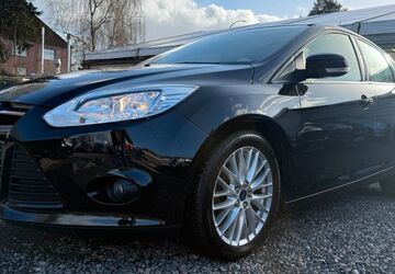 Ford Focus 98.728 km 7.590 &euro; Hamburg 22179