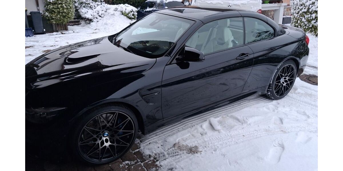 BMW M4 29.400 km 59.900 &euro; Bargfeld-Stegen 23863